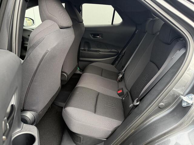 Toyota C-HR 2.0 Plug-in Hybrid 220 Dynamic **NIEUWE AUTO/ BINNENKORT LEVERBAAR**