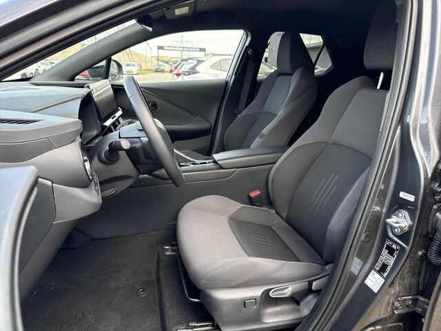 Toyota C-HR 1.8 Hybrid 140 First Edition **360 CAMERA/ DODEHOEK DETECTIE/ ADAPTIEF CRUISE CONTROL/ GARANTIE**