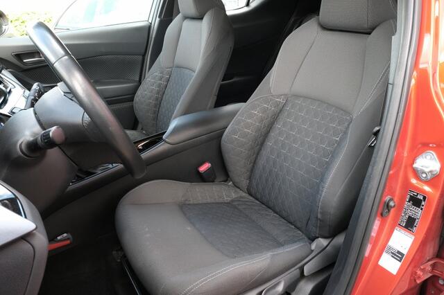 Toyota C-HR 1.8 Hybrid 122PK Dynamic Automaat | Apple Carplay / Android Auto