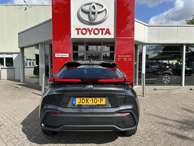 Toyota C-HR 2.0 Plug-in Hybrid 220 Dynamic