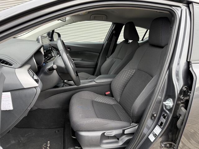 Toyota C-HR 1.8 Hybrid Active **TREKHAAK/ APPLE CARPLAY/ ADAPTIEF CRUISECONTROL/ 36 MAANDEN GARANTIE**