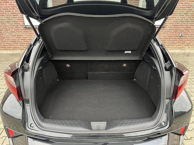 Toyota C-HR 2.0 Hybrid First Edition *Apple carpl./Andr. Auto*