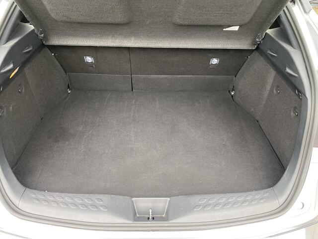 Toyota C-HR 2.0 Hybrid Dynamic 180PK! NL-auto! Keyless, navigatie, Apple CarPlay/Android Auto, achteruitrij camera, parkeersesoren v&a, adaptieve cruise control