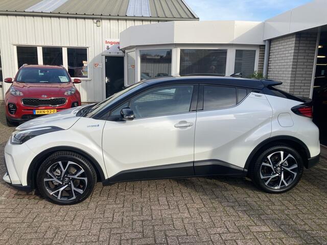 Toyota C-HR 1.8 Hybrid Bi-Tone / Navigatie
