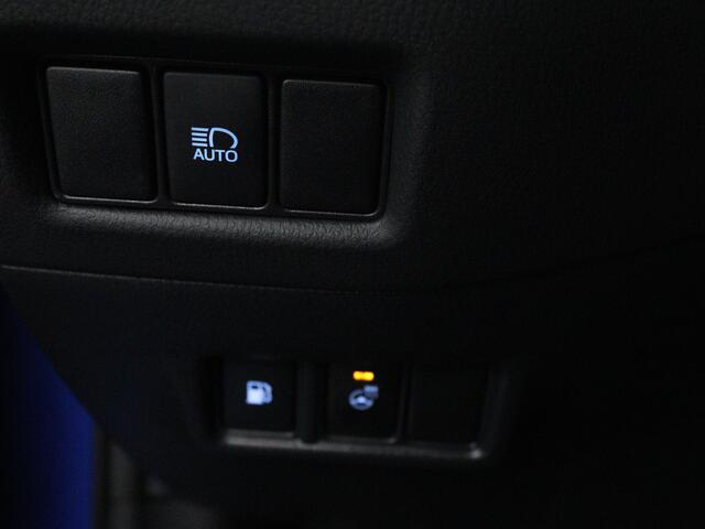 Toyota C-HR 2.0 Hybrid Dynamic Bi-Tone