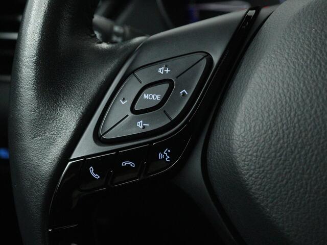 Toyota C-HR 2.0 Hybrid Dynamic Bi-Tone