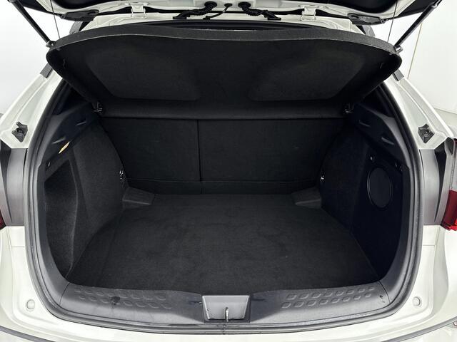 Toyota C-HR 1.8 Hybrid Style Navi | Lederen Interieur | Stoelverwarming | Lichtmetalen Velgen | Parkeersensoren |