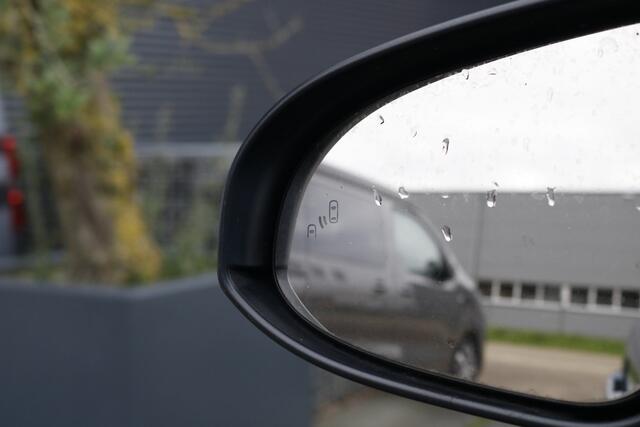 Toyota C-HR 1.8 Hybrid Style