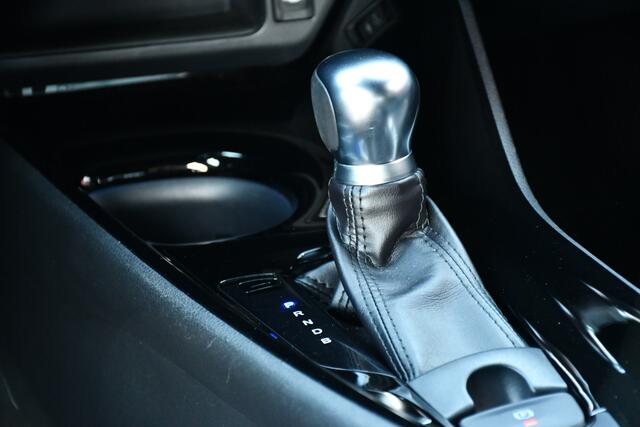 Toyota C-HR 1.8 Hybrid Executive Ultimate Automaat 122pk | Dodehoekdetectie | PDC vóór- & achter | LED-koplampen | Dealer-onderhouden |