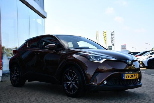 Toyota C-HR 1.8 Hybrid Executive Ultimate Automaat 122pk | Dodehoekdetectie | PDC vóór- & achter | LED-koplampen | Dealer-onderhouden |