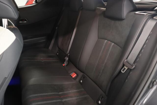 Toyota C-HR 2.0 Hybrid GR Sport | Camera | Climate control | Adaptieve cruisecontrol | Navigatie | Stoelverwarming |