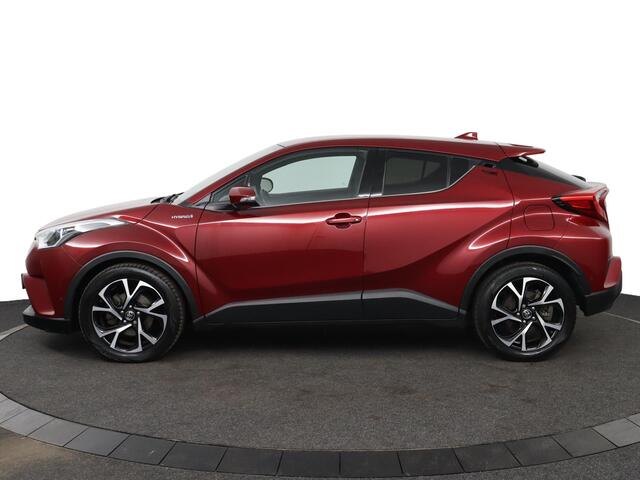 Toyota C-HR 1.8 Hybrid Style | Trekhaak | Stoelverwarming | Navigatie |
