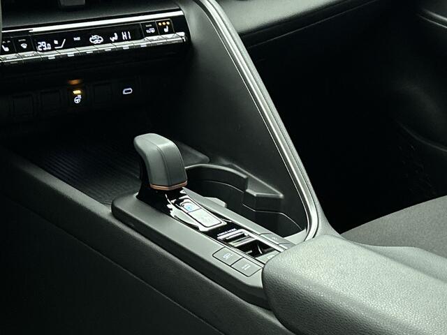 Toyota C-HR 2.0 Plug-in Hybrid 220 Dynamic | Parkeersensoren | Apple Carplay -/ Android Auto | Stoelverwarming |