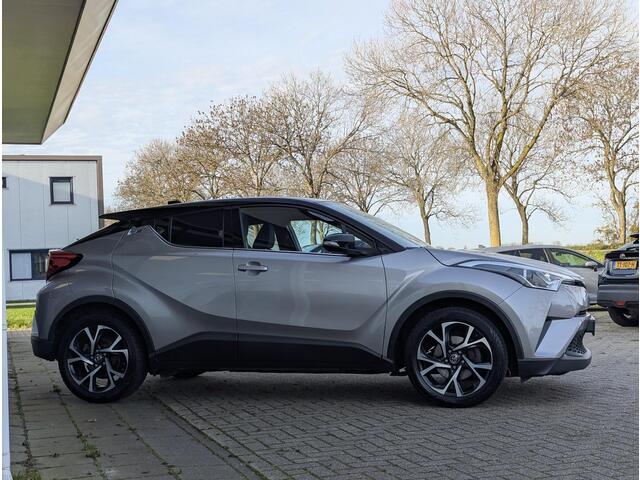 Toyota C-HR 1.2 Bi-Tone | Automaat | Trekhaak 1100Kg | Stoelverw. | Adapt. Cruise | Camera | Navi | Keyless