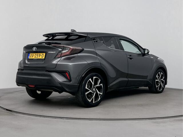 Toyota C-HR 1.8 Hybrid Style Navi | Stoelverwarming | Dodehoekdetectie | Parkeersensoren | Lichtmetalen Velgen |