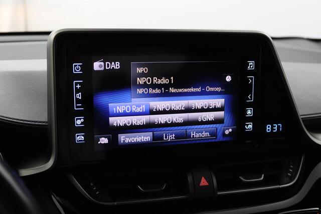 Toyota C-HR 1.8 Hybrid Energy | Trekhaak | Stoelverwarming | Parkeersensoren | Navigatie |