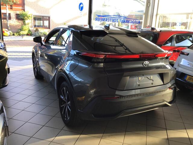 Toyota C-HR 1.8 Hybr style smart