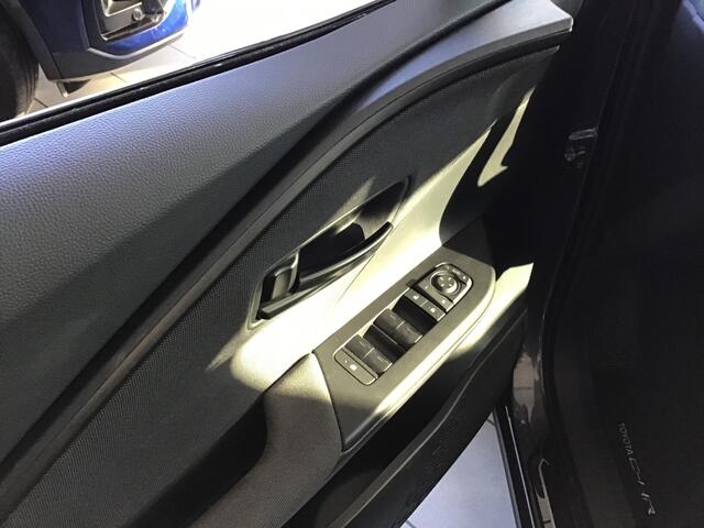 Toyota C-HR 1.8 Hybr style smart