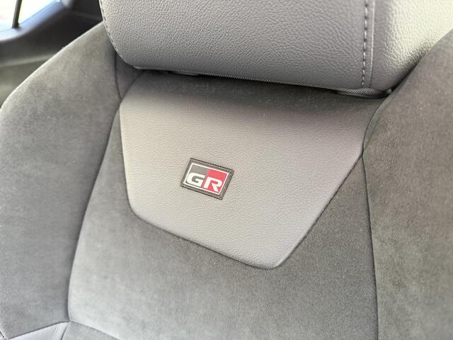 Toyota C-HR 2.0 Hybrid GR-Sport | BSM | LED | 19 inch | 10 jr GARANTIE | Rijklaar!!