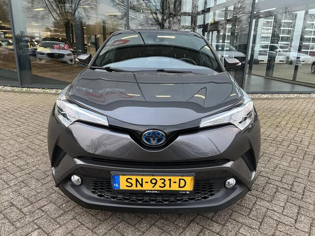 Toyota C-HR 1.8 Hybrid Dynamic AUTOMAAT | A.CAMERA | KEY LESS | CLIMATE CONTROLE | STOEL VERWARMING | NAVIGATIE