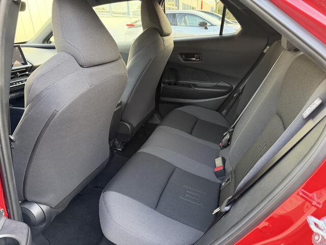 Toyota C-HR 1.8 Hybrid 140 First Edition Bi-Tone NL Auto 360 Camera BSM Apple Carplay