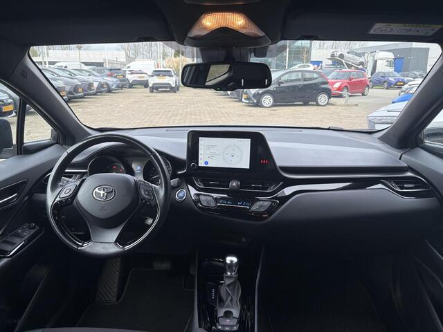 Toyota C-HR 1.8 Hybrid Dynamic | Trekhaak |