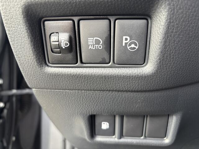 Toyota C-HR 1.8 Hybrid Style Navigatie | Cruise Control | Keyless | Climate Control | Stoelverwarming | Trekhaak