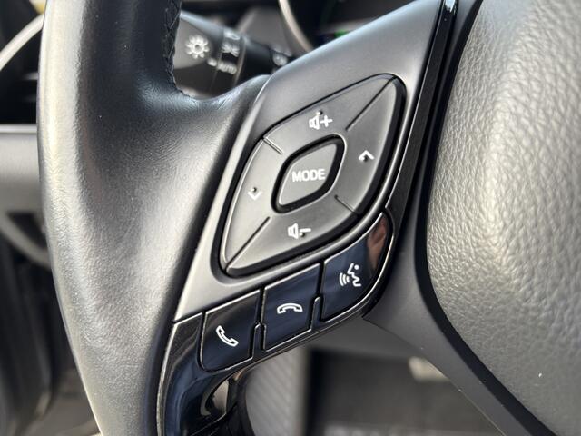 Toyota C-HR 1.8 Hybrid Style Navigatie | Cruise Control | Keyless | Climate Control | Stoelverwarming | Trekhaak