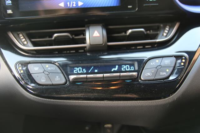 Toyota C-HR 1.8 Hybrid Bi-Tone