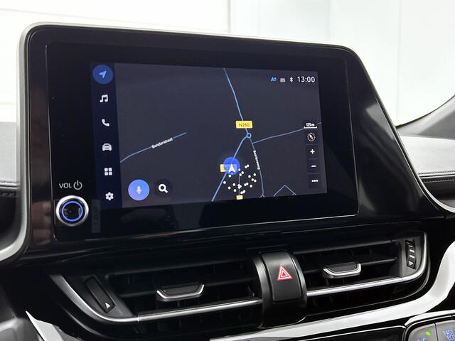 Toyota C-HR 1.8 Hybrid Style Limited | Blindspot | PDC voor en achter | 18 inch | Privacy Glass | Facelift Model |