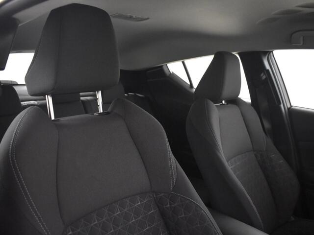 Toyota C-HR 1.8 Hybrid Dynamic | Parkeersensoren V+A | Trekhaak | Navigatie