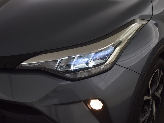 Toyota C-HR 1.8 Hybrid Dynamic | Parkeersensoren V+A | Trekhaak | Navigatie