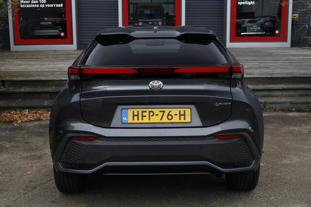 Toyota C-HR 2.0 Plug-in Hybrid 220 Dynamic