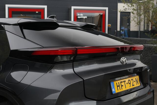 Toyota C-HR 2.0 Plug-in Hybrid 220 Dynamic