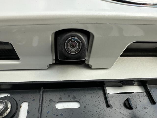 Toyota C-HR 1.8i Hybride Aut. Dynamic Navi. Camera stoelverw.