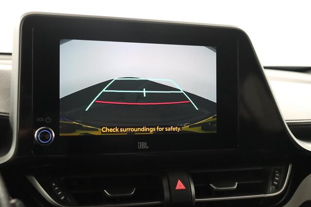 Toyota C-HR 1.8 Hybrid GR-Sport | JBL Audio | Stoel en Stuurwiel verwarming | Parkeer sensoren |