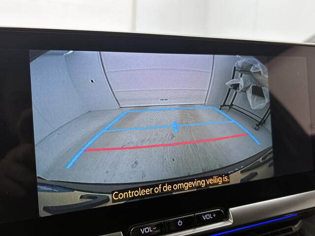 Toyota C-HR 2.0 Hybrid 200 GR SPORT PLUS | Navigatie | Parkeersensoren | staat in het halletje