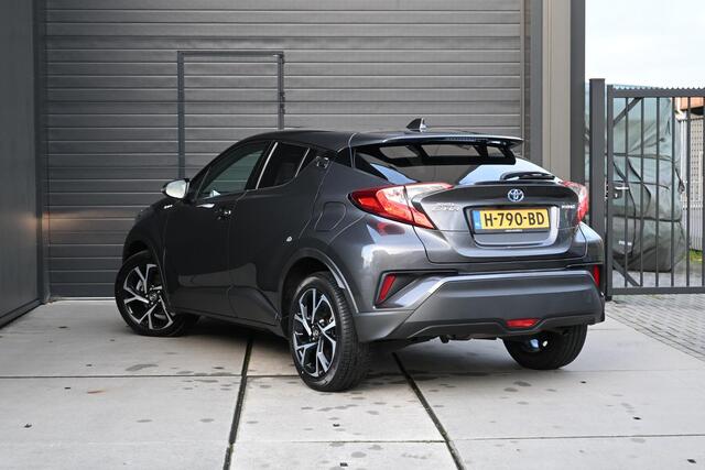 Toyota C-HR 1.8 Hybrid Dynamic | AUTOMAAT | CAMERA | NAVI | STOELVERWARMING | CRUISE CONTROL | CLIMATE CONTROL | PDC | LMV