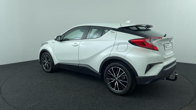 Toyota C-HR 1.8 Hybrid Active trekhaak / navigatie