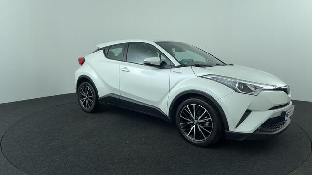 Toyota C-HR 1.8 Hybrid Active trekhaak / navigatie
