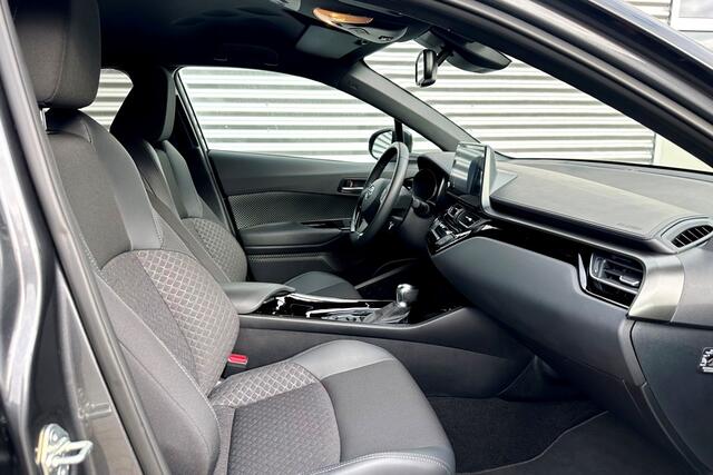 Toyota C-HR 1.8 Hybrid Bi-Tone Winter- +Safety-pakket