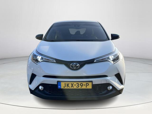Toyota C-HR 1.8 Hybrid Bi-Tone | Navigatie | Stoelverwarming | 18 inch LM-Velgen | Trekhaak |