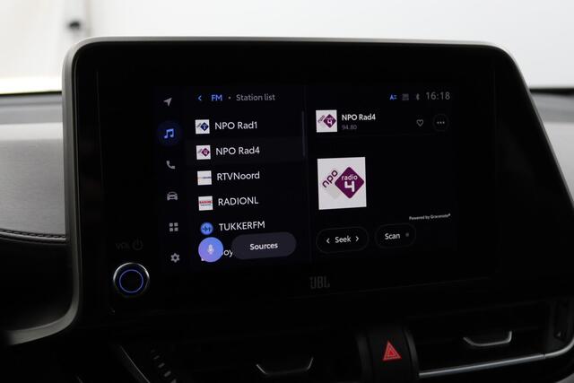 Toyota C-HR 1.8 Hybrid Executive | Lederen bekleding | Stoel en stuurverwarming | Trekhaak |