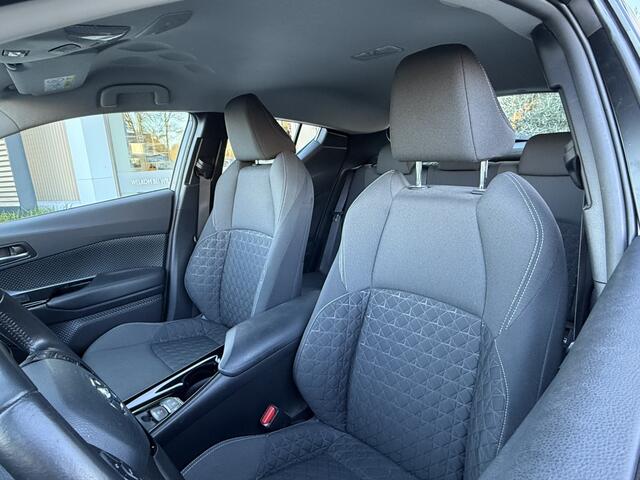 Toyota C-HR 1.8 140pk Hybrid Dynamic | Trekhaak | Keyless | Navigatie |