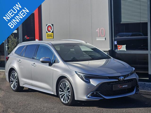 Toyota COROLLA Hybrid 140PK TEAM D 18DKM, GROOT SCHERM, WINTERPAKKET,
