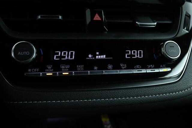 Toyota COROLLA Hybrid 140 GR Sport | Adaptive Cruise Control | Apple Carplay | Android Auto | Achteruitrijcamera | Panaoramadak | Parkeersensoren |