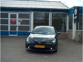 toyota-corolla-1.8-hybrid-dynamic