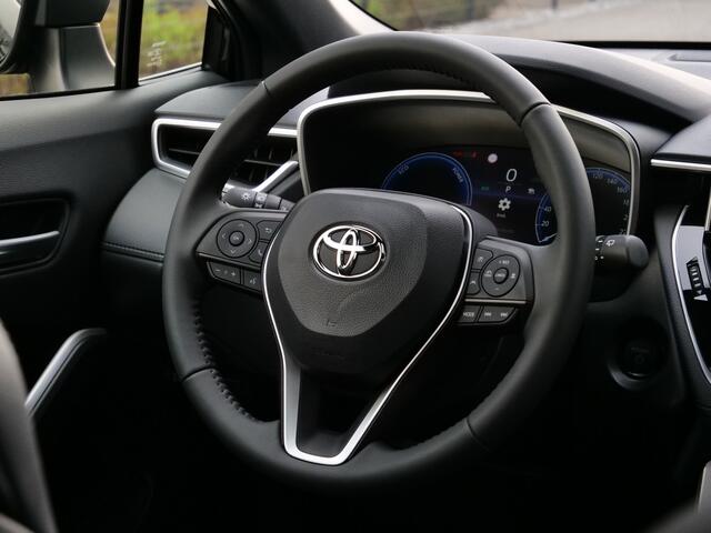 Toyota COROLLA Cross 1.8 Hybrid 140pk Style Automaat Panoramadak / Adaptive Cruise / Apple Carplay / Navigatie