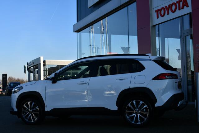 Toyota COROLLA Cross Hybrid 200 Dynamic Automaat 197pk | Trekhaak | LED koplampen | NL-auto |