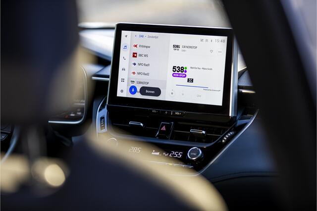 Toyota COROLLA Cross Hybrid 140 Style Elektrische achterklep, Apple/Android, Dodenhoekdetectie , All-in Rijklaarprijs